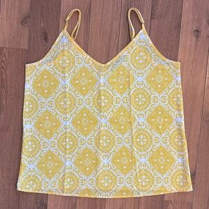 Yellow & White Tecrew V-Neck Tank Top - Large